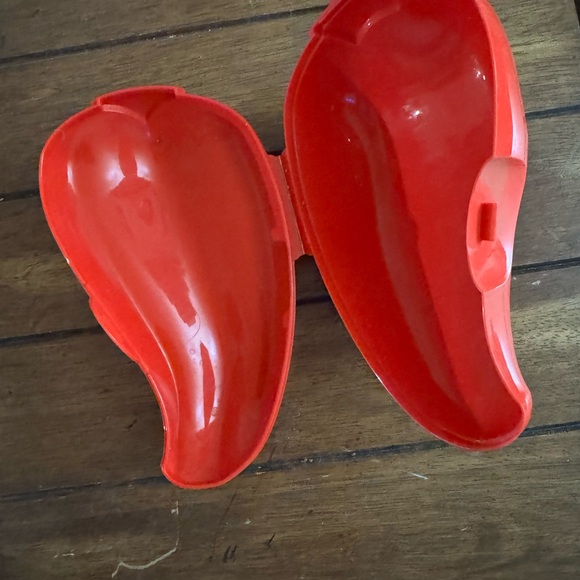 Tupperware Red Pepper-Shaped Storage Container New - Picture 2 of 2
